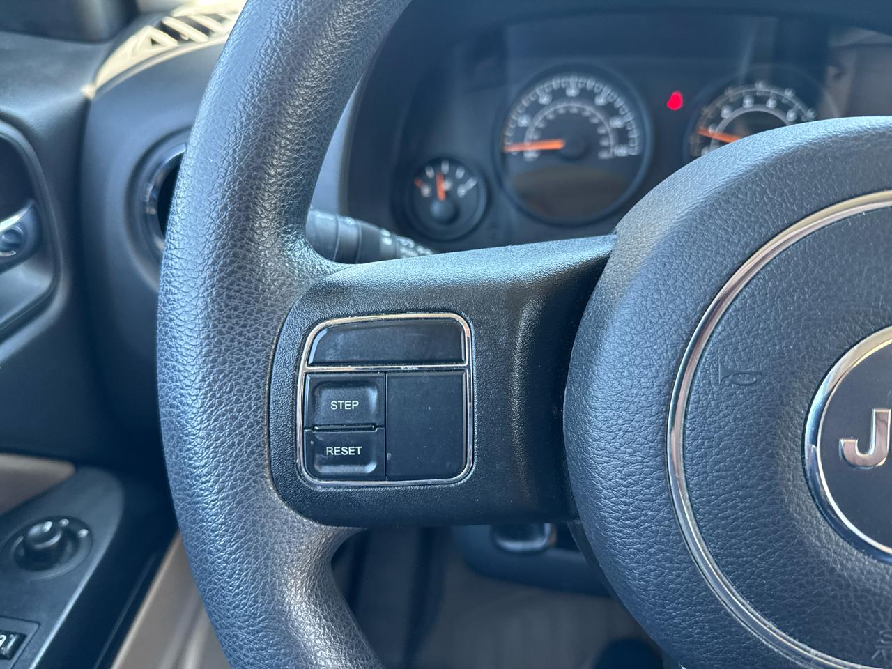 Jeep Patriot FWD 4dr Sport 2016