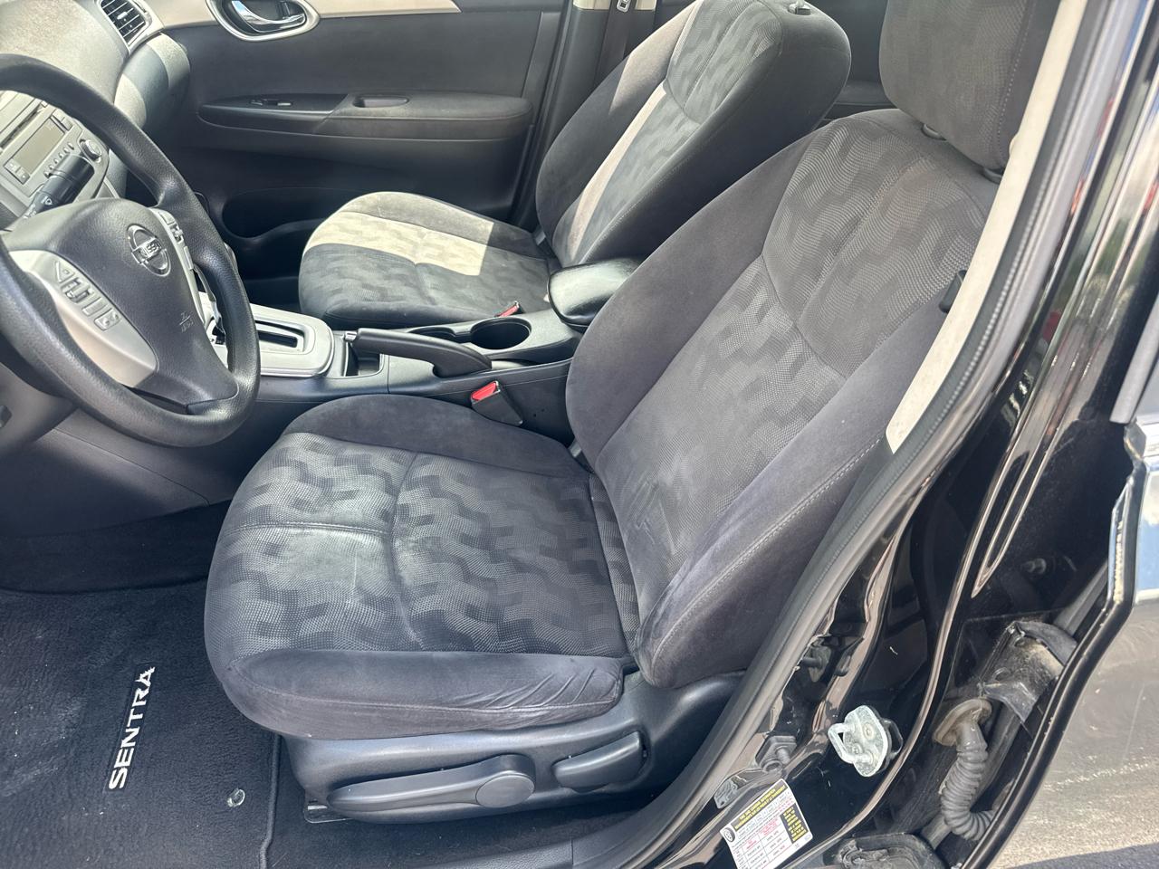 Nissan Sentra 4dr Sdn I4 CVT SV 2013