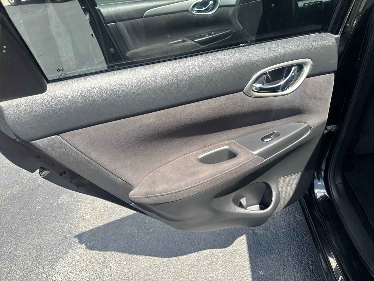 Nissan Sentra 4dr Sdn I4 CVT SV 2013