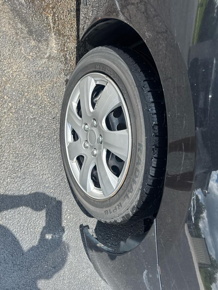 Nissan Sentra 4dr Sdn I4 CVT SV 2013