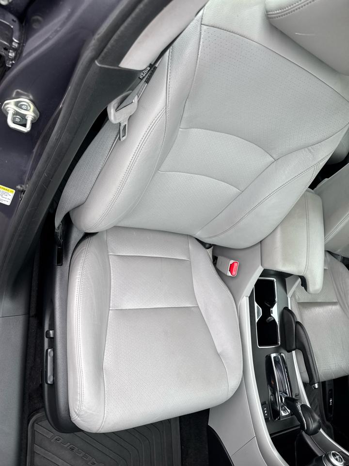 Honda Accord Sedan 4dr I4 CVT EX-L w/Navi 2015
