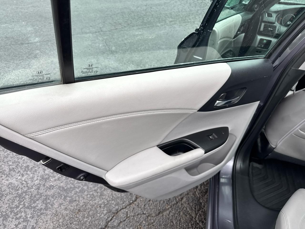 Honda Accord Sedan 4dr I4 CVT EX-L w/Navi 2015