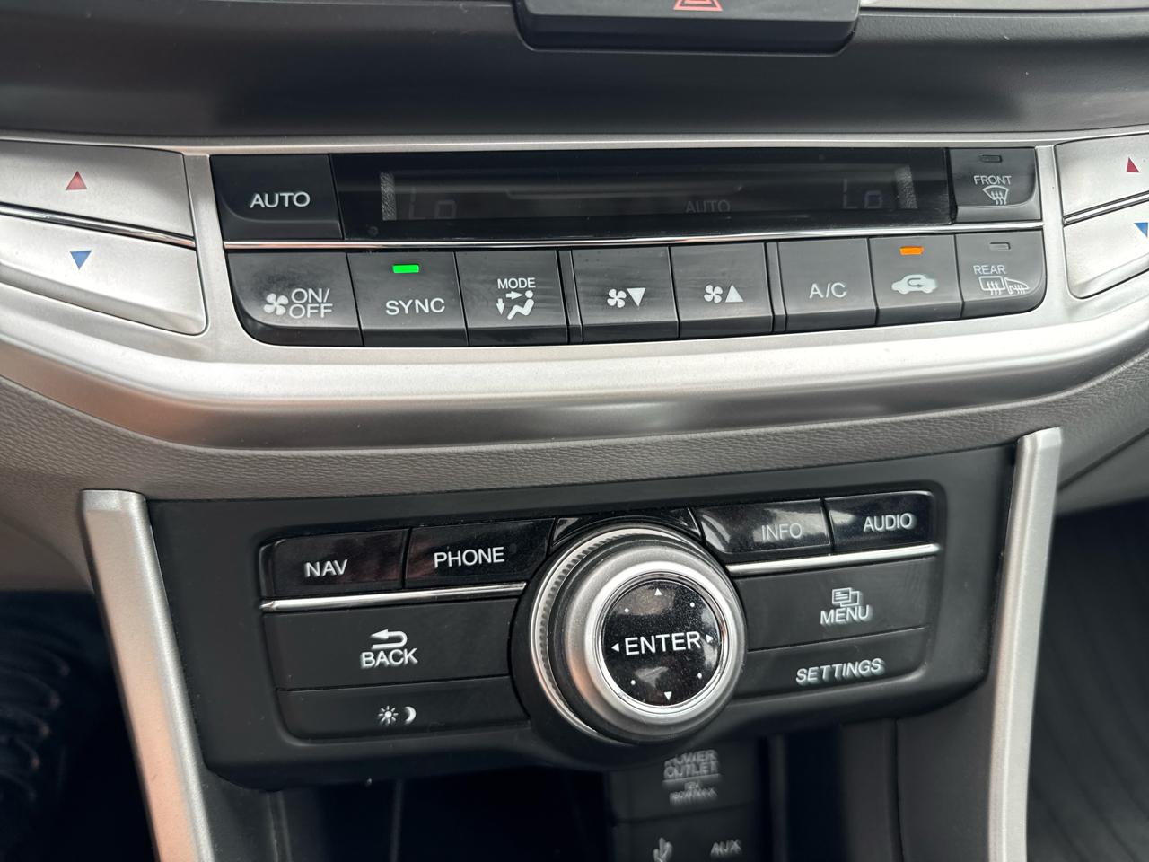 Honda Accord Sedan 4dr I4 CVT EX-L w/Navi 2015