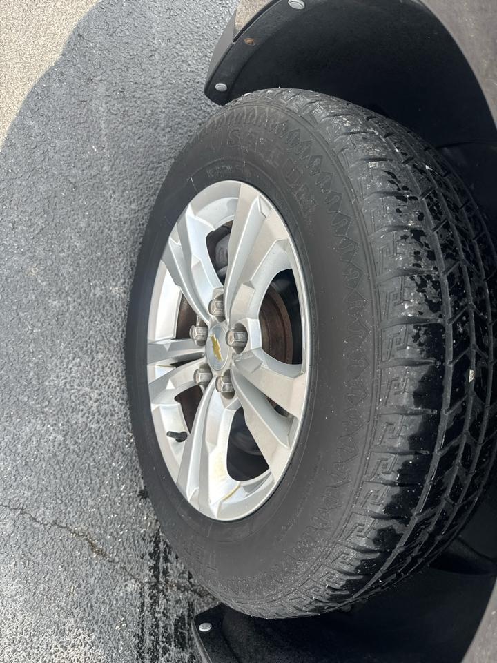 Chevrolet Equinox FWD 4dr LT w/2LT 2011