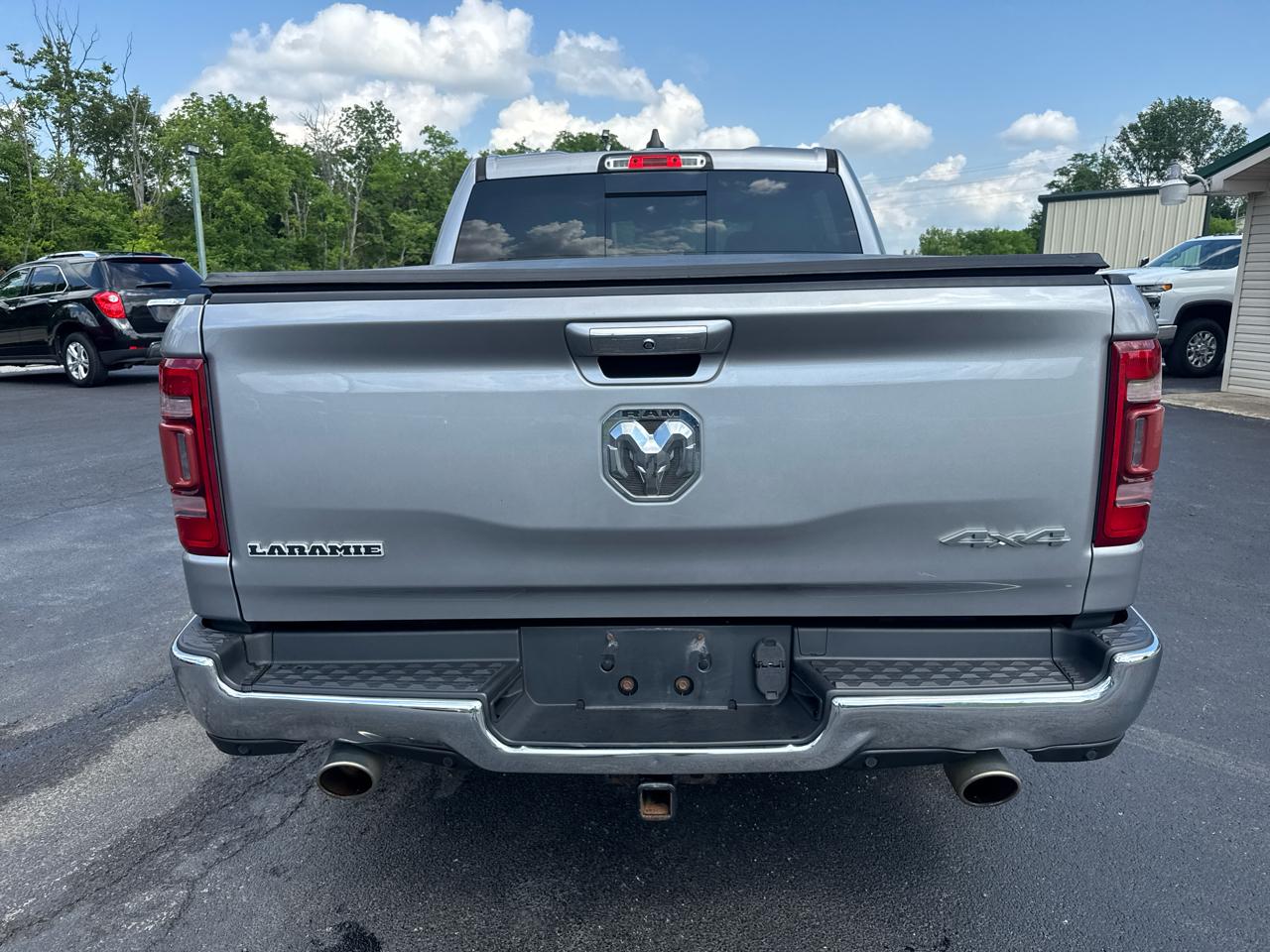 RAM 1500 Laramie 4x4 Crew Cab 5'7" Box 2019