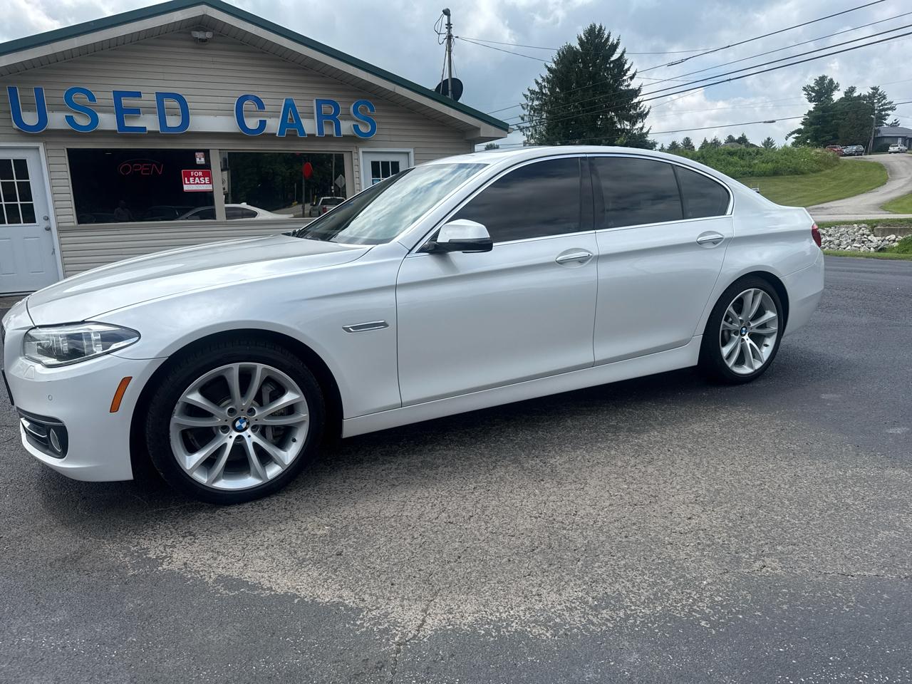 BMW 5 Series 4dr Sdn 535i xDrive AWD 2014