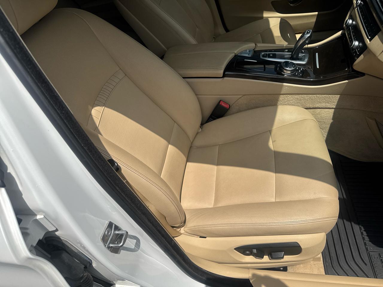 BMW 5 Series 4dr Sdn 535i xDrive AWD 2014