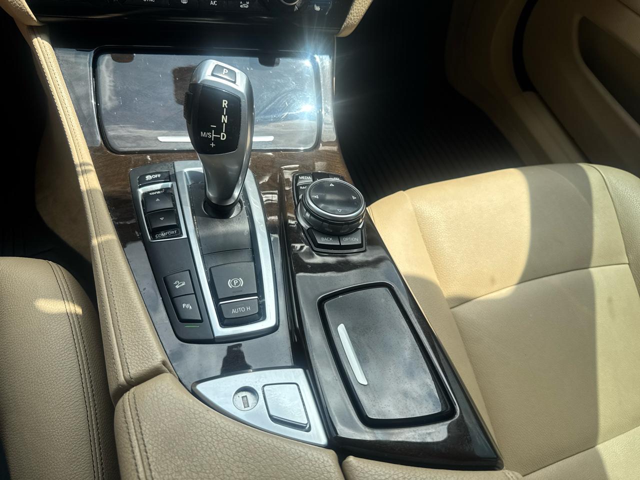 BMW 5 Series 4dr Sdn 535i xDrive AWD 2014
