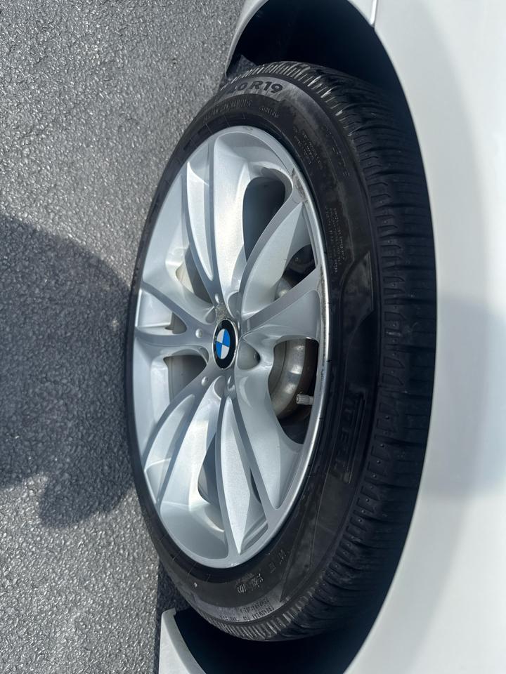 BMW 5 Series 4dr Sdn 535i xDrive AWD 2014