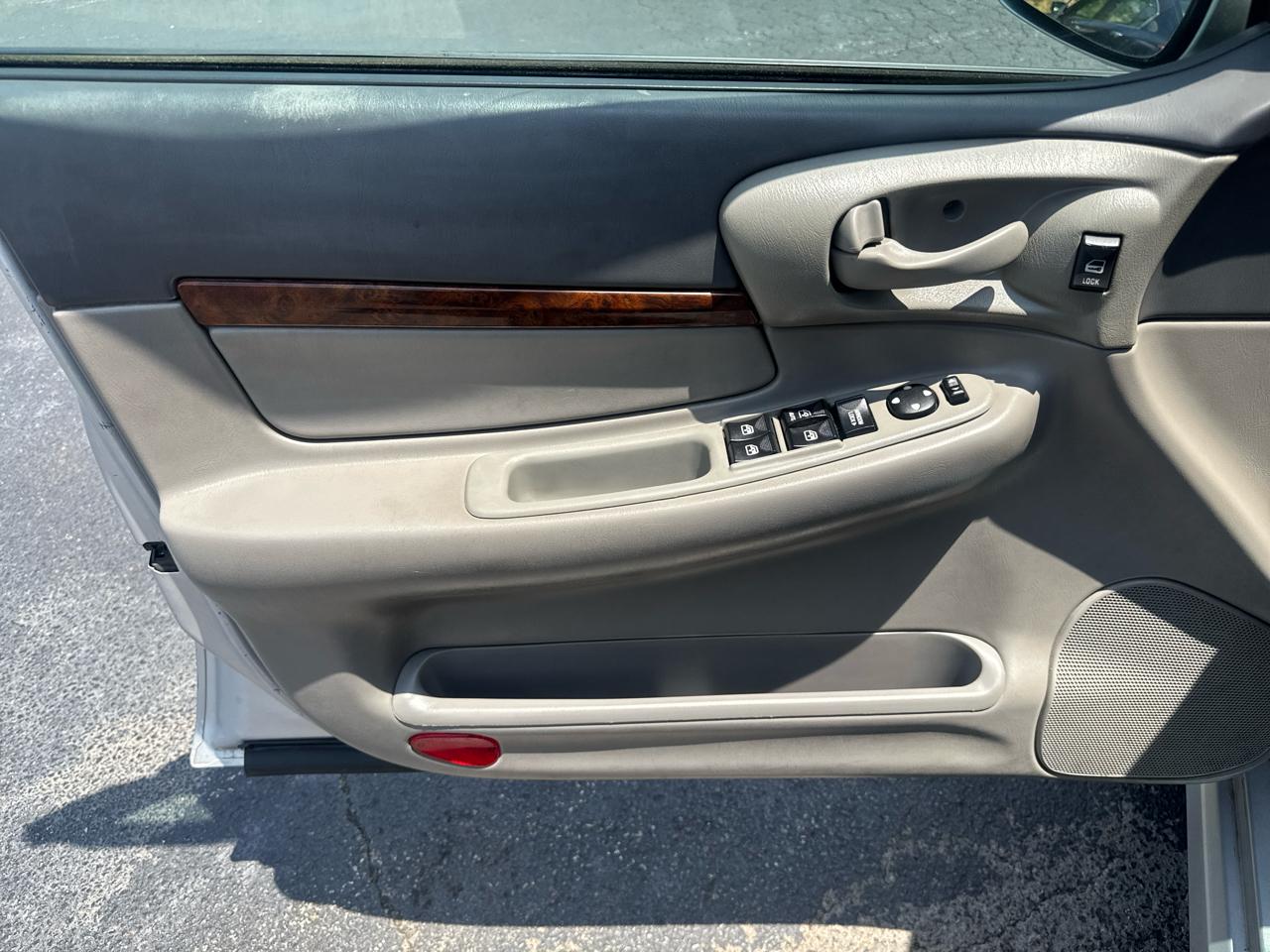Chevrolet Impala 4dr Sdn LS 2001