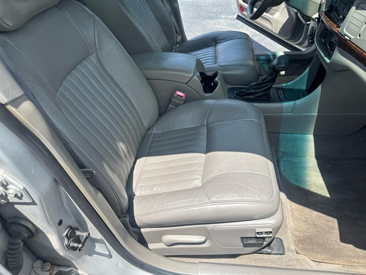 Chevrolet Impala 4dr Sdn LS 2001