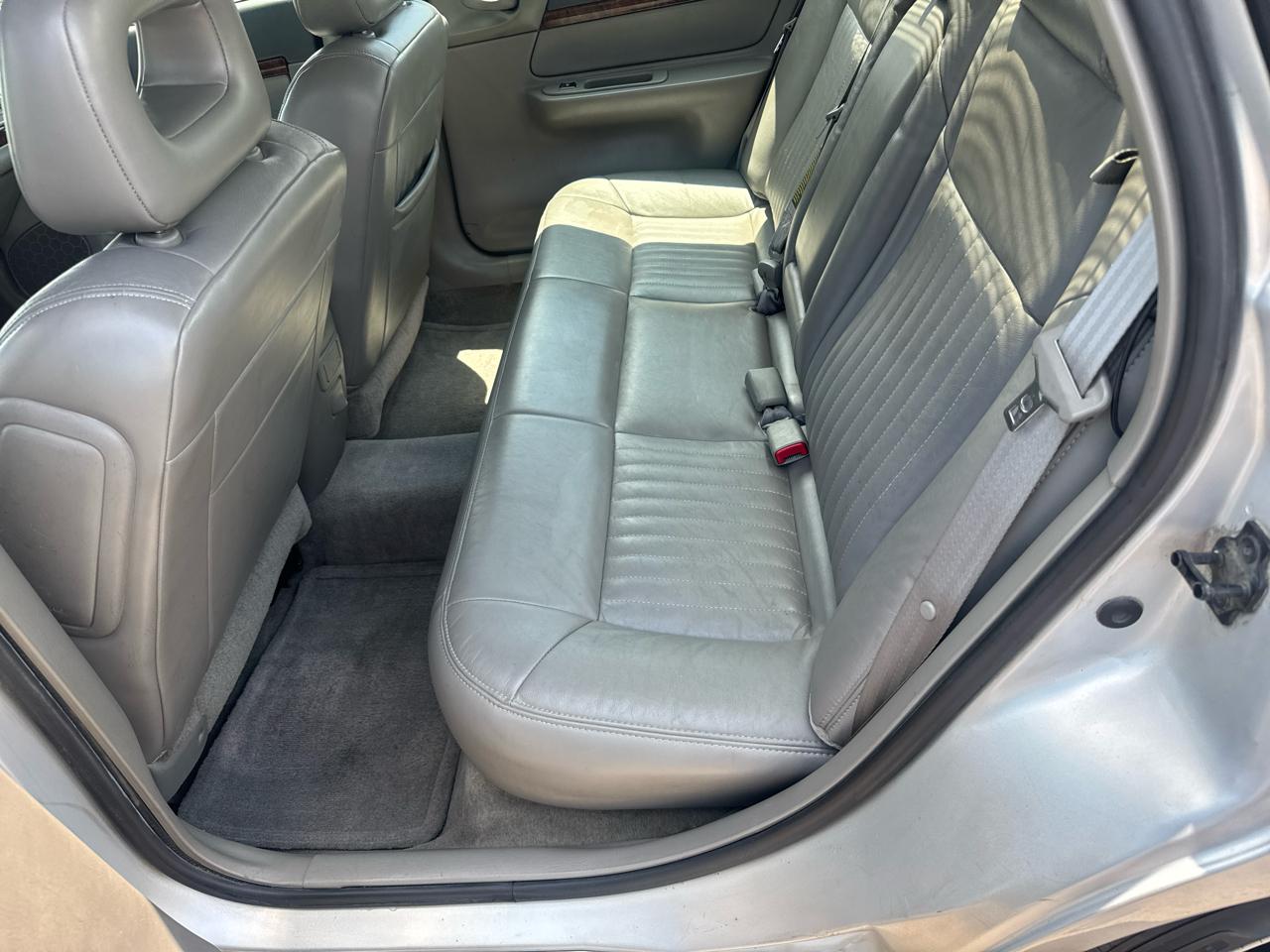 Chevrolet Impala 4dr Sdn LS 2001