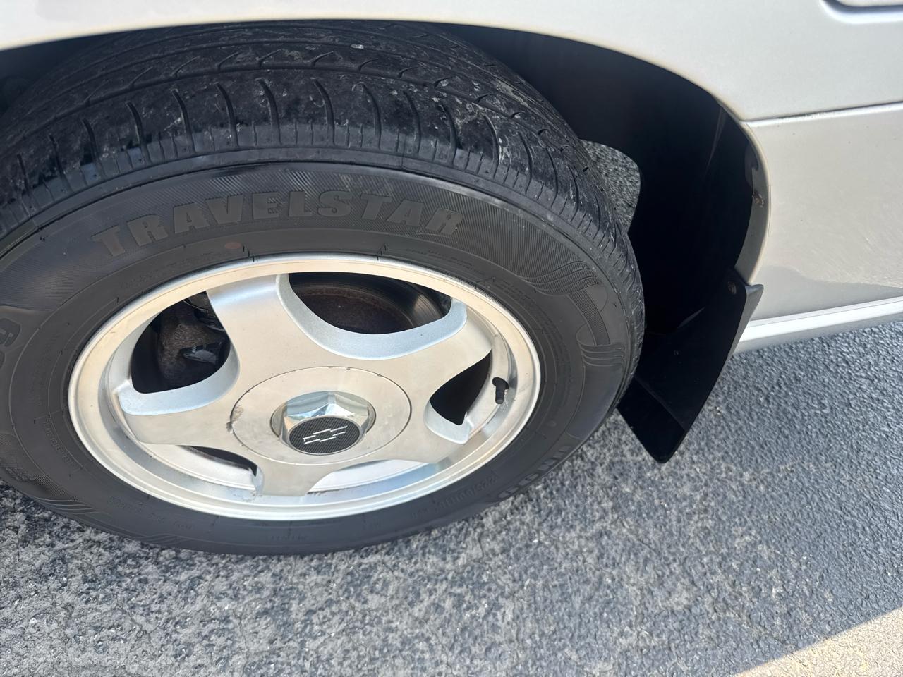 Chevrolet Impala 4dr Sdn LS 2001