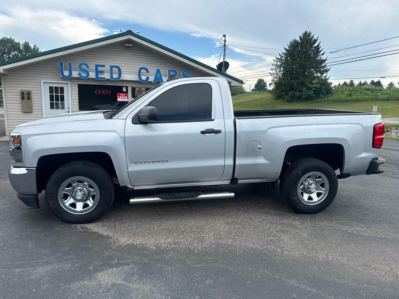 Chevrolet Silverado 1500 2WD Reg Cab 119.0" LS 2018