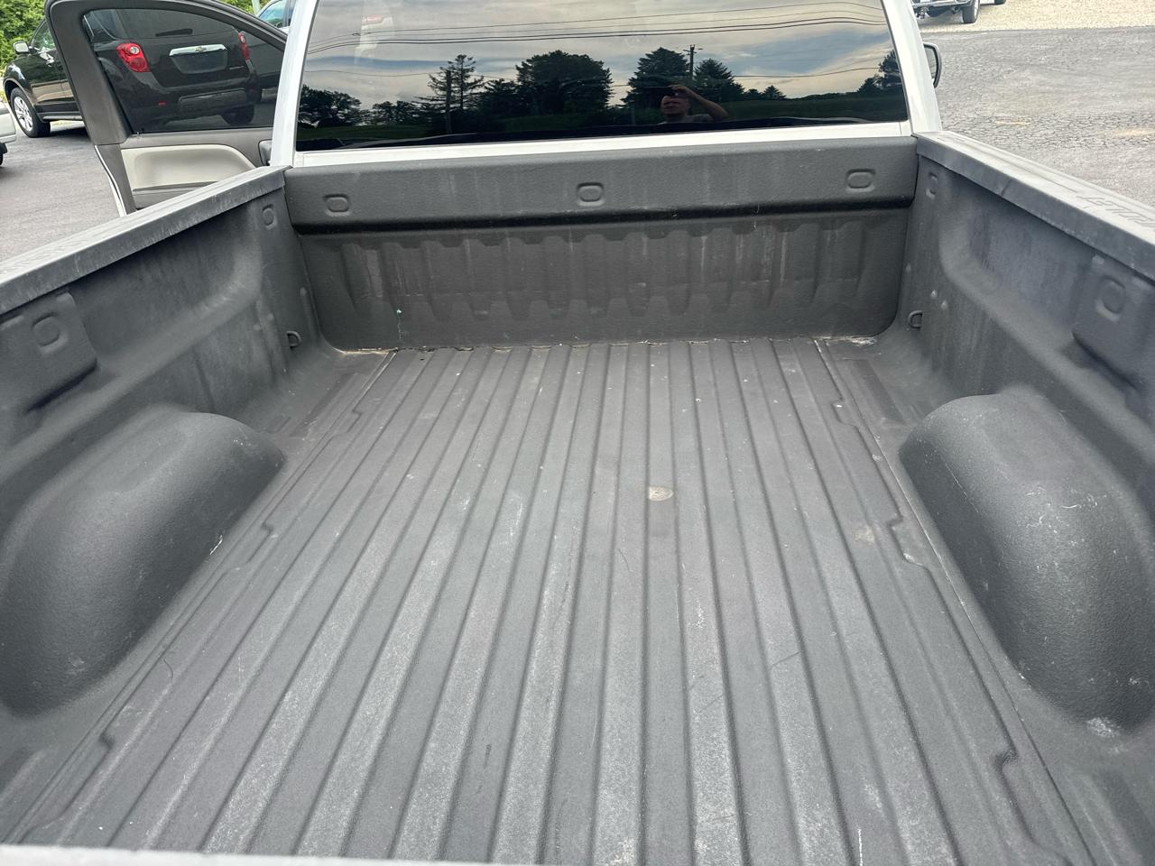 Chevrolet Silverado 1500 2WD Reg Cab 119.0" LS 2018
