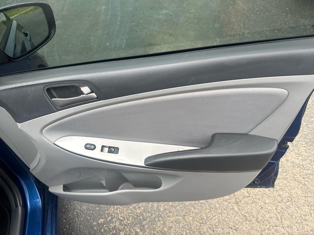 Hyundai Accent 4dr Sdn Auto SE 2016