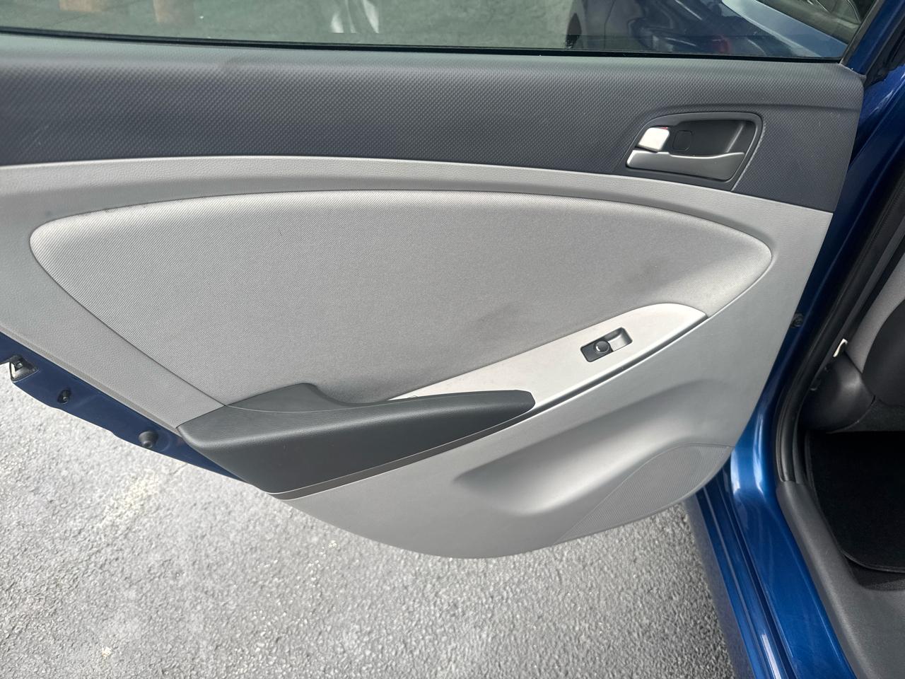Hyundai Accent 4dr Sdn Auto SE 2016