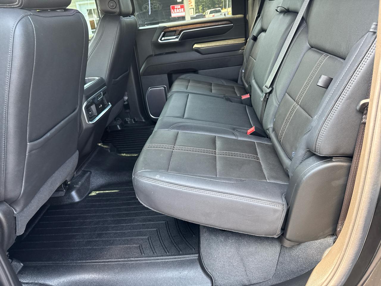 Chevrolet Silverado 2500HD 4WD Crew Cab 159" High Country 2024