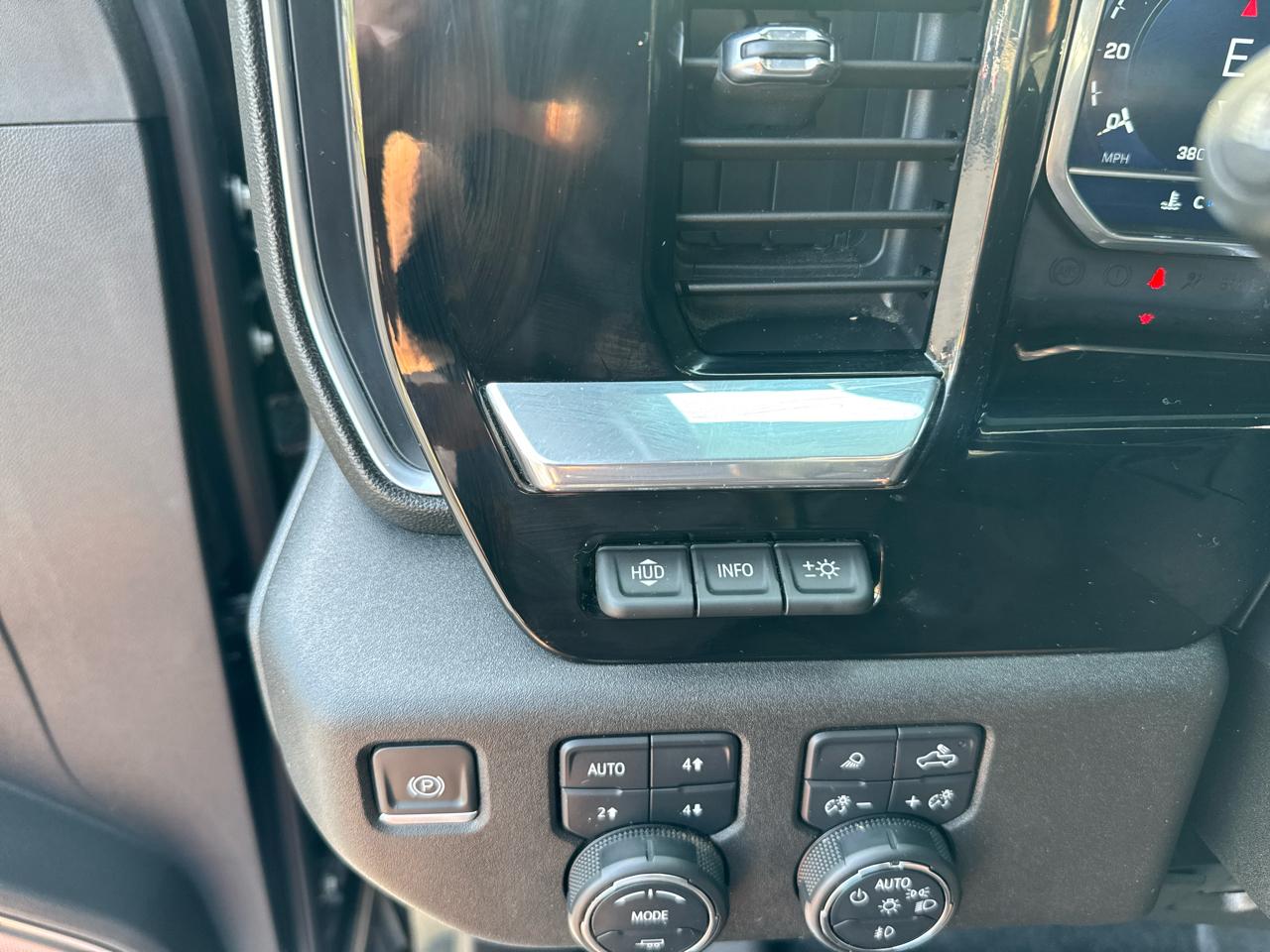 Chevrolet Silverado 2500HD 4WD Crew Cab 159" High Country 2024