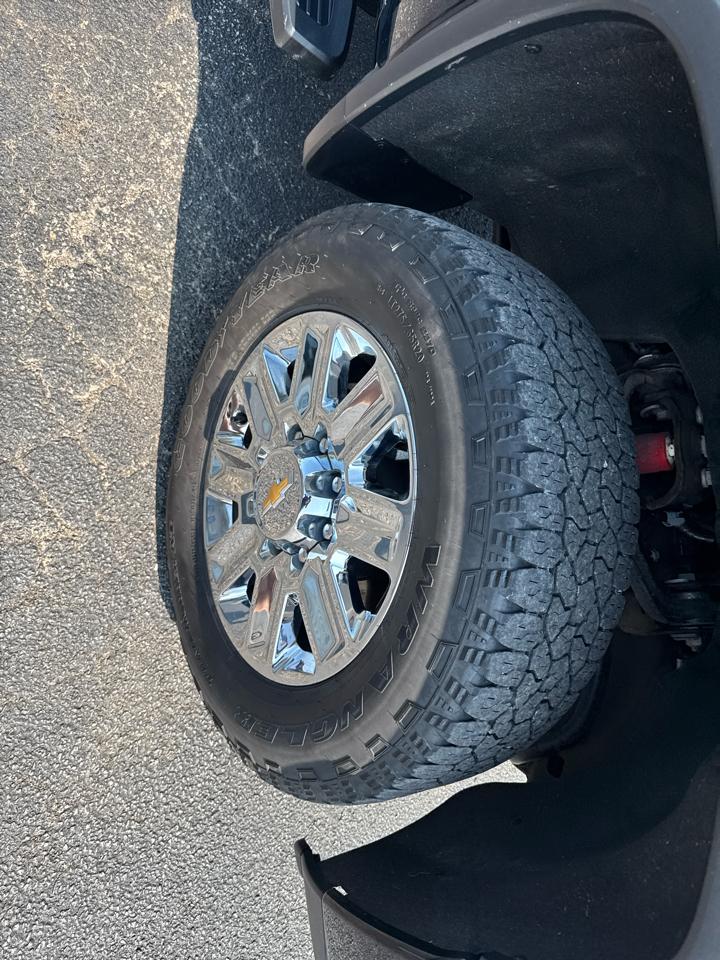 Chevrolet Silverado 2500HD 4WD Crew Cab 159" High Country 2024