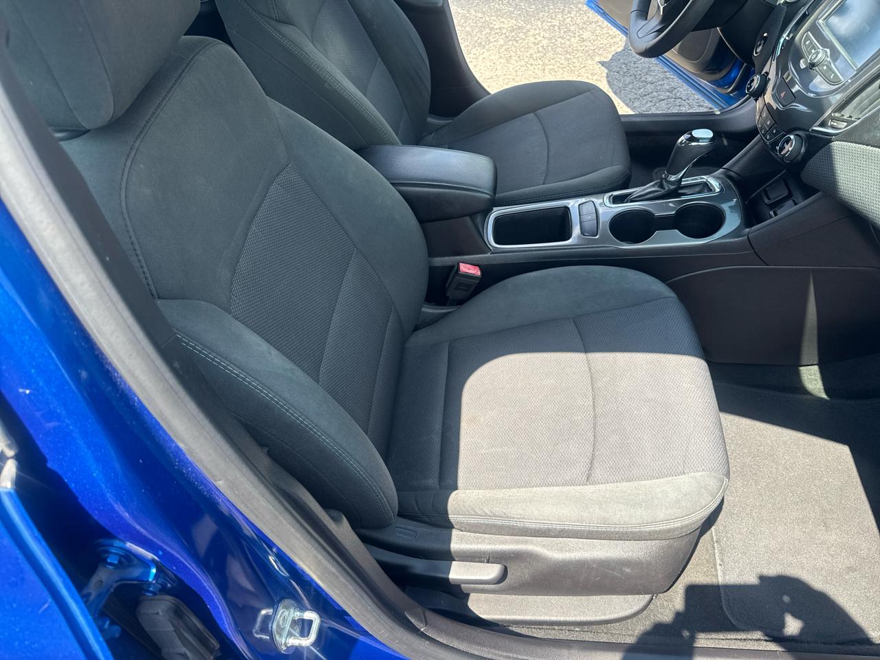 Chevrolet Cruze 4dr Sdn 1.6L LT w/1SH 2017