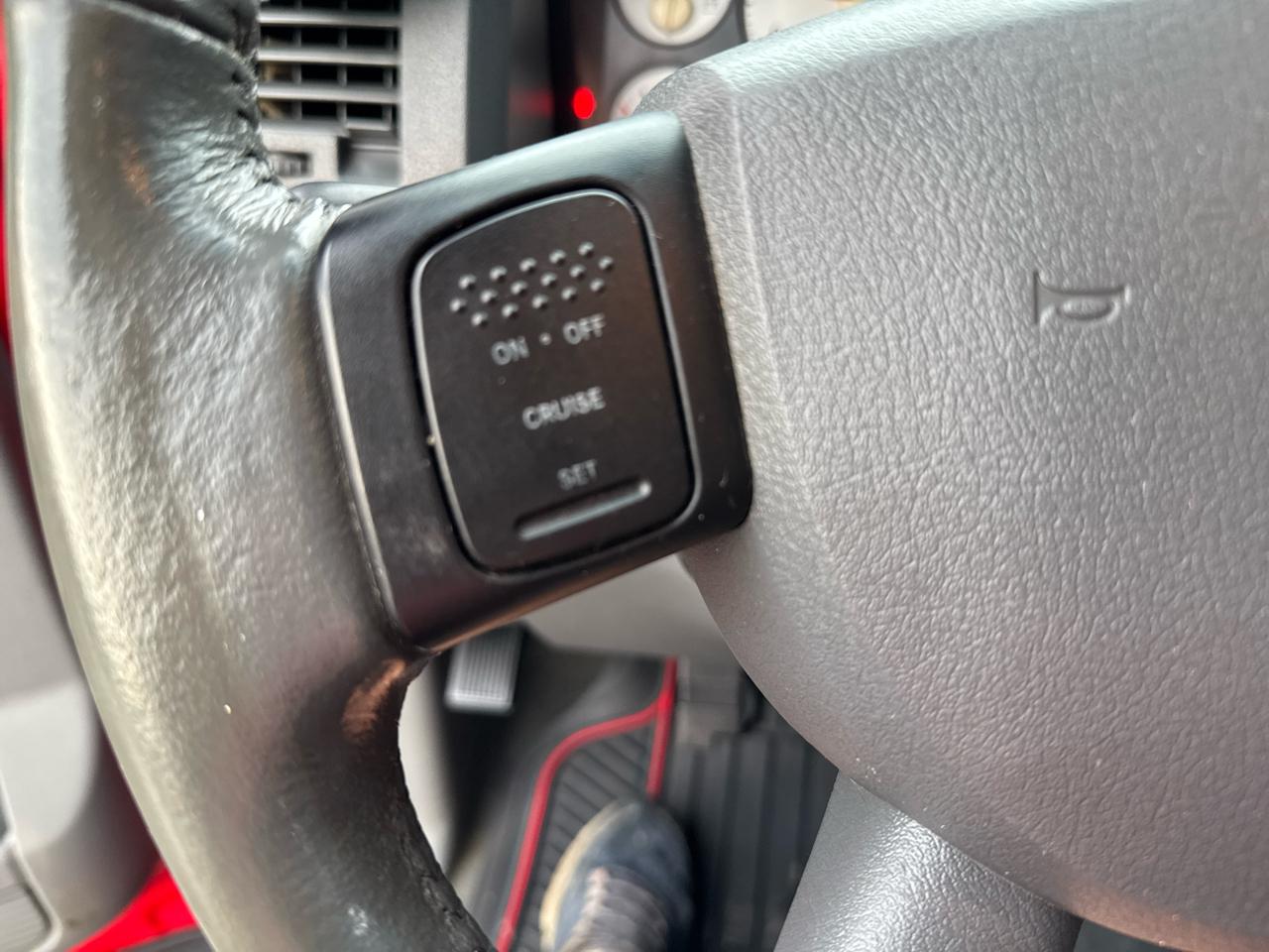 Dodge Ram 2500 4dr Quad Cab 140.5 4WD SLT 2006