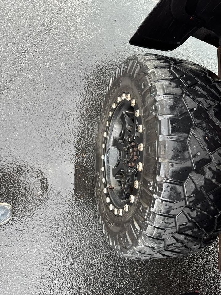 Dodge Ram 2500 4dr Quad Cab 140.5 4WD SLT 2006