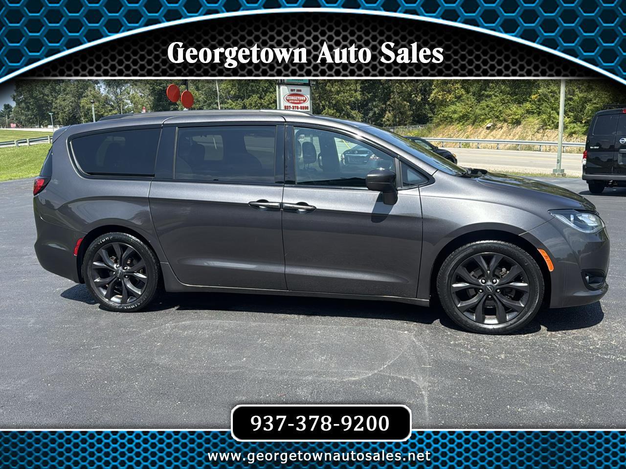 2018 Chrysler Pacifica Touring L Plus FWD