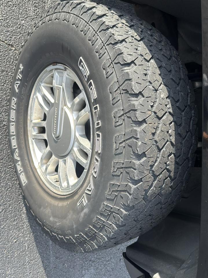 HUMMER H3 4dr 4WD SUV 2006