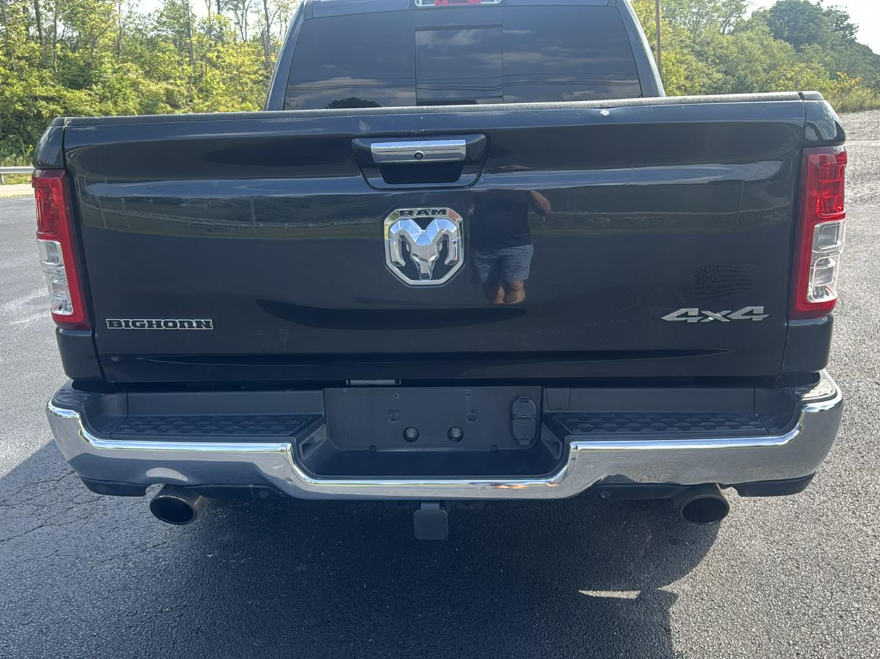 RAM 1500 Big Horn 4x4 Crew Cab 5'7" Box 2020
