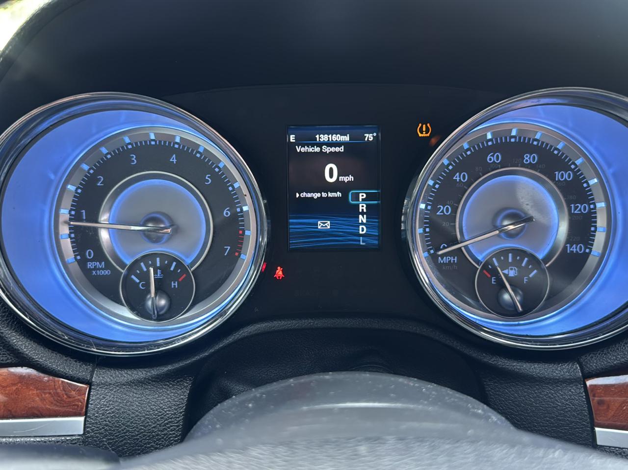 Chrysler 300 4dr Sdn RWD 2014