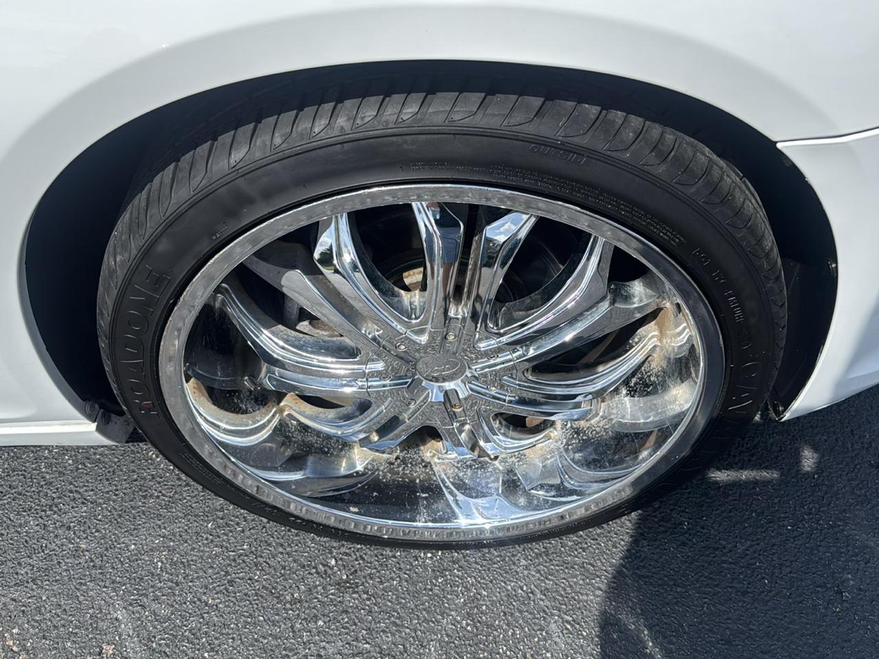 Chrysler 300 4dr Sdn RWD 2014