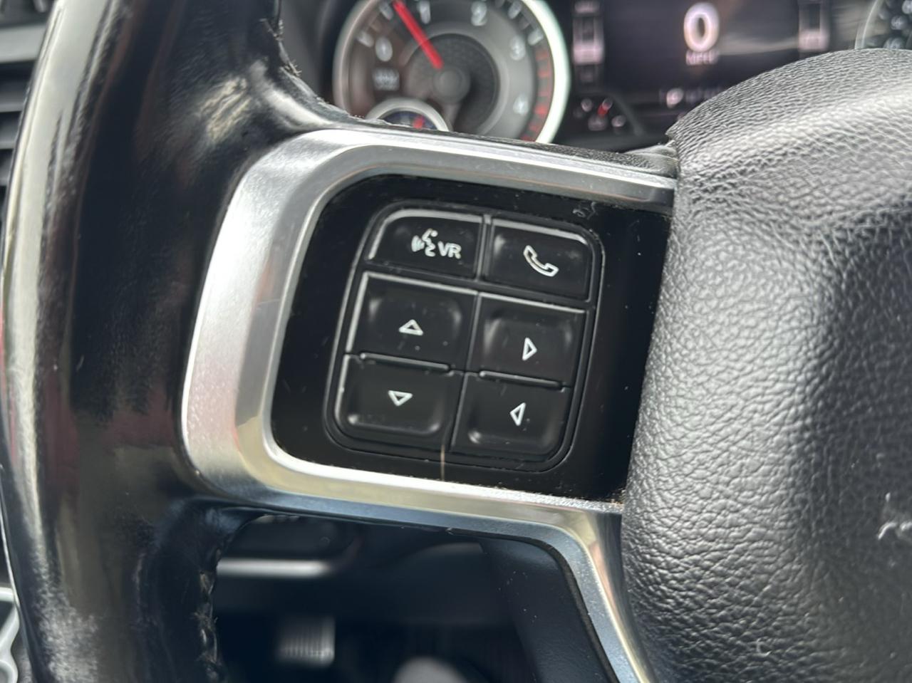 RAM 2500 Laramie 4x4 Crew Cab 6'4" Box 2021