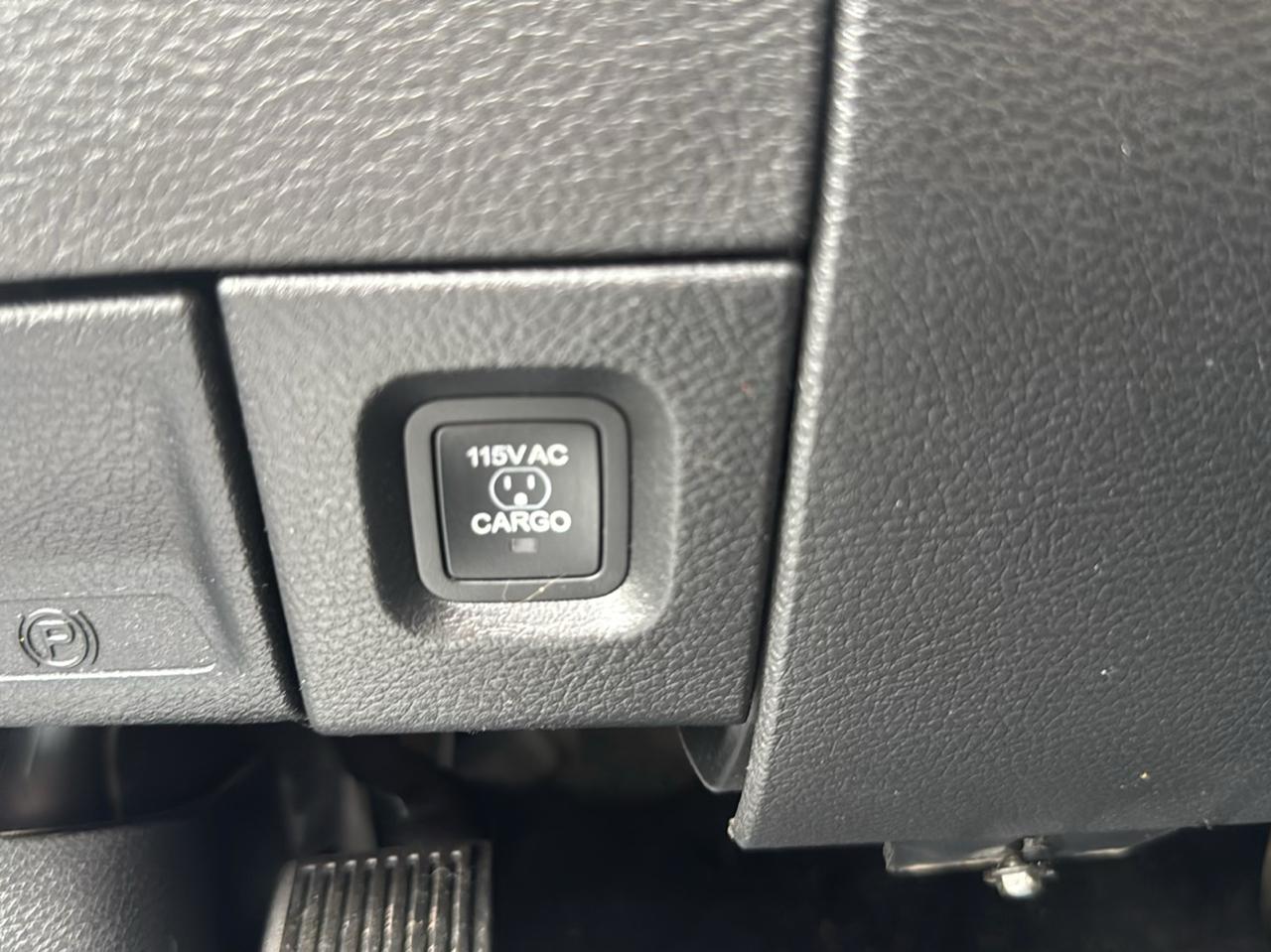 RAM 2500 Laramie 4x4 Crew Cab 6'4" Box 2021