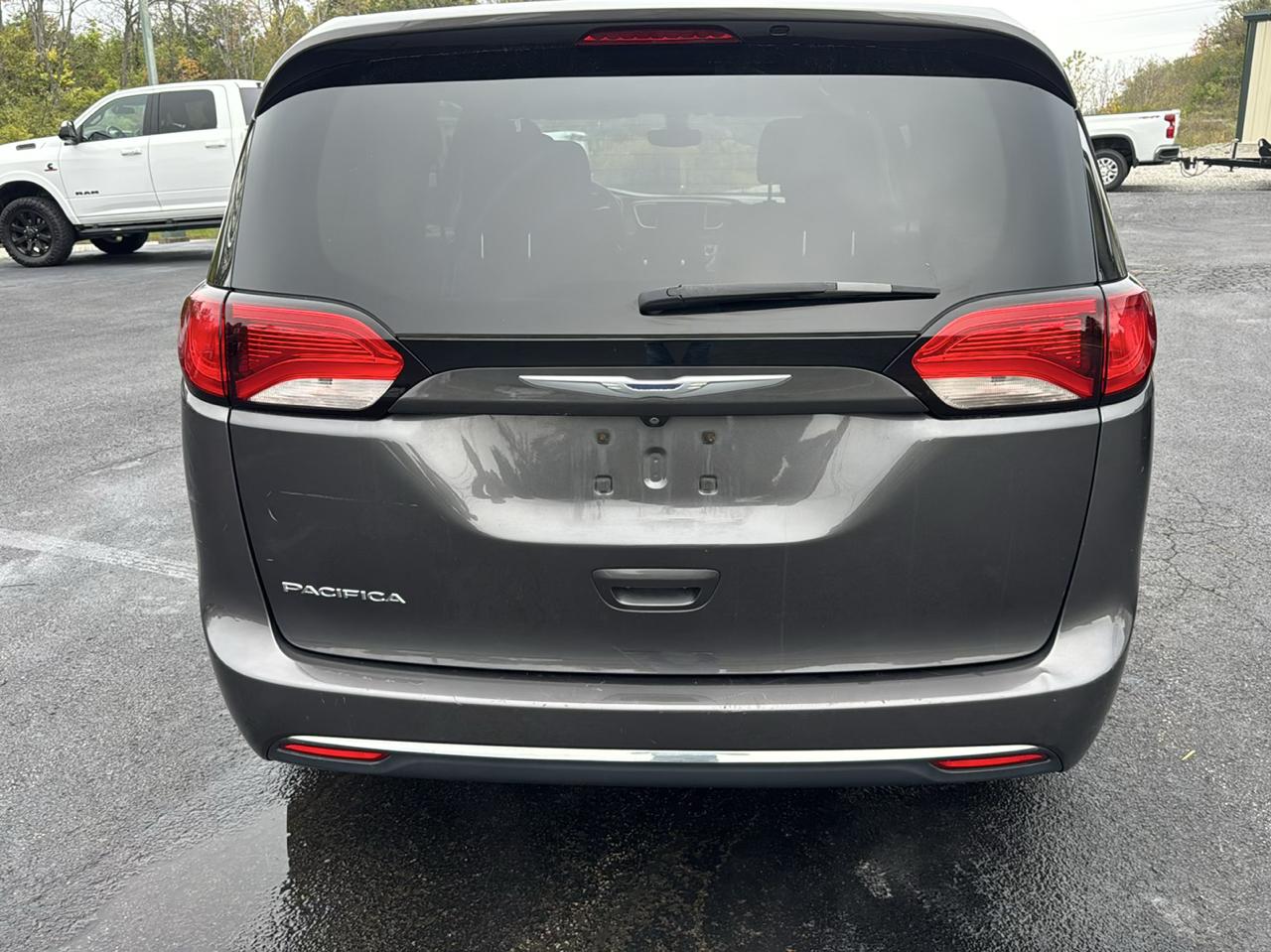 Chrysler Pacifica Touring Plus FWD 2017