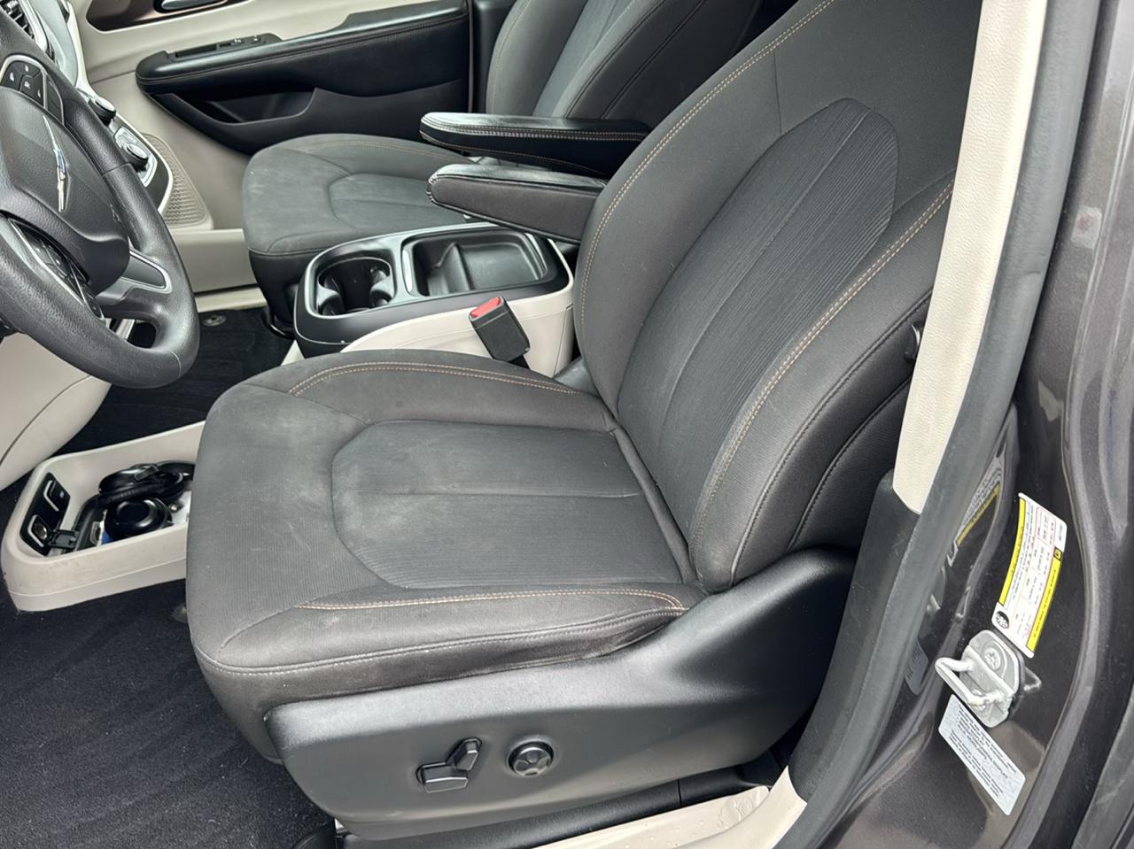 Chrysler Pacifica Touring Plus FWD 2017