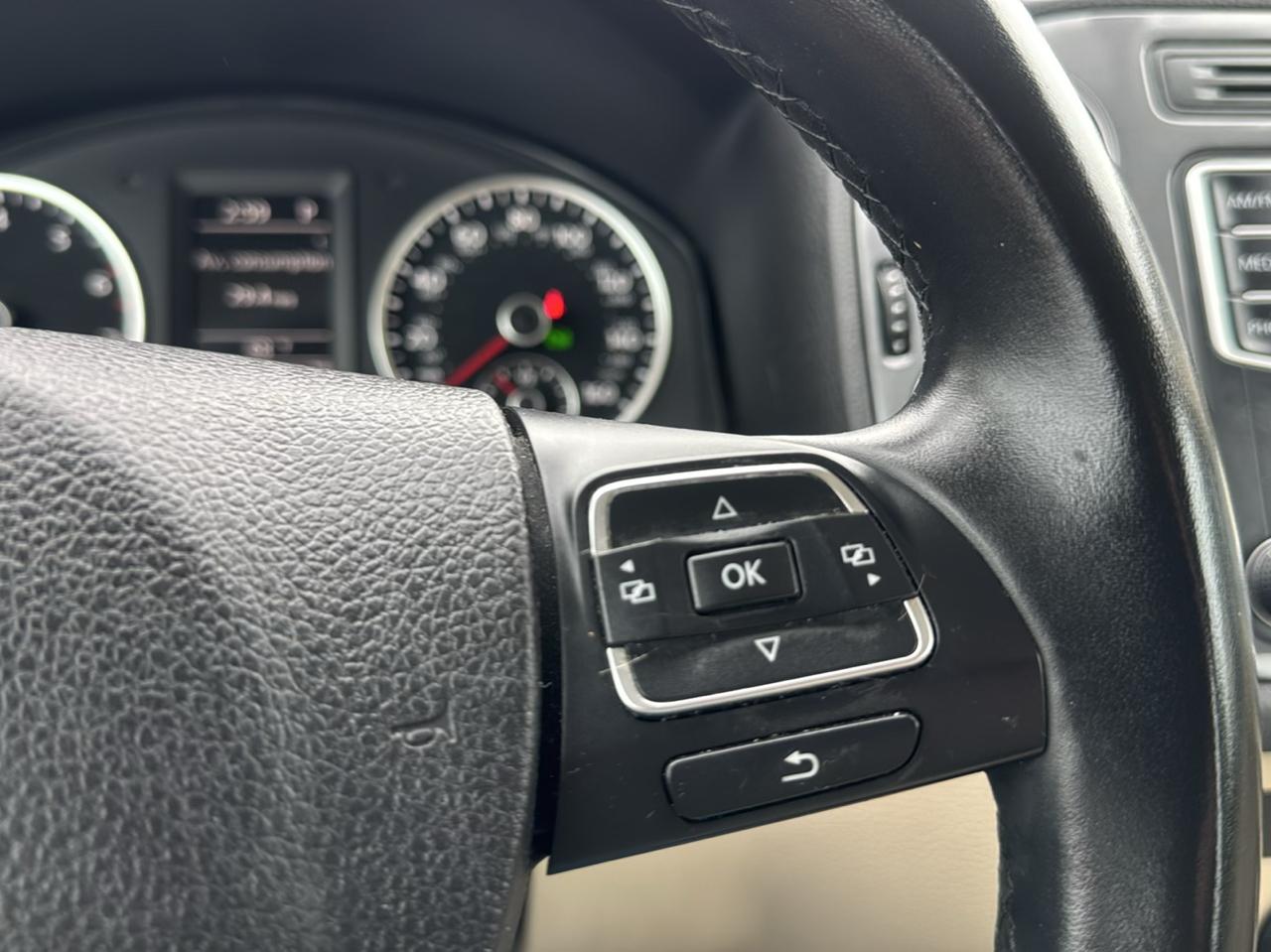 Volkswagen Tiguan 2WD 4dr Auto R-Line 2016