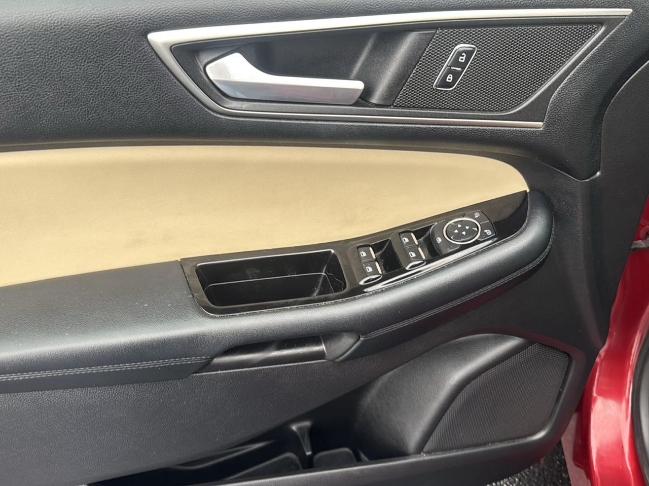 Ford Edge 4dr SEL FWD 2015