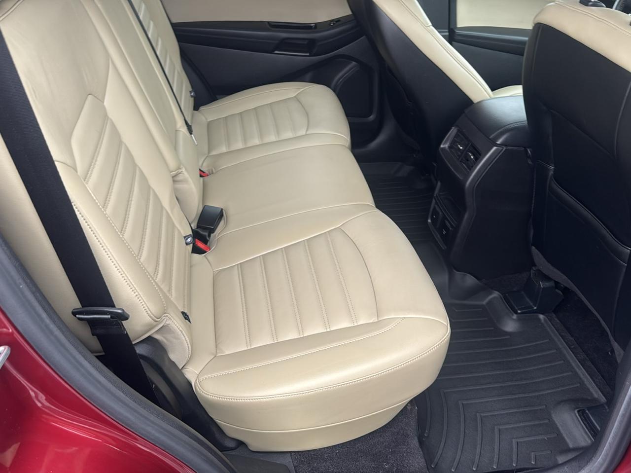 Ford Edge 4dr SEL FWD 2015