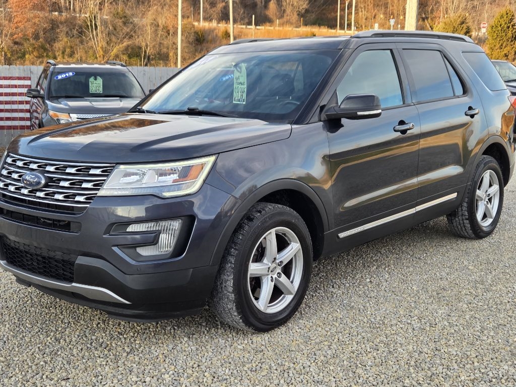 Ford Explorer XLT 4WD 2017