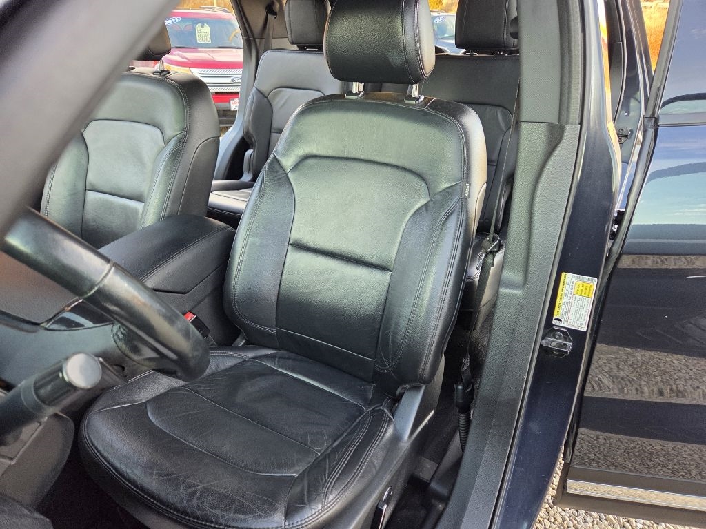 Ford Explorer XLT 4WD 2017