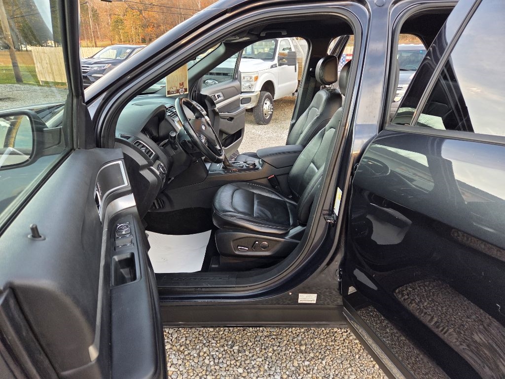 Ford Explorer XLT 4WD 2017