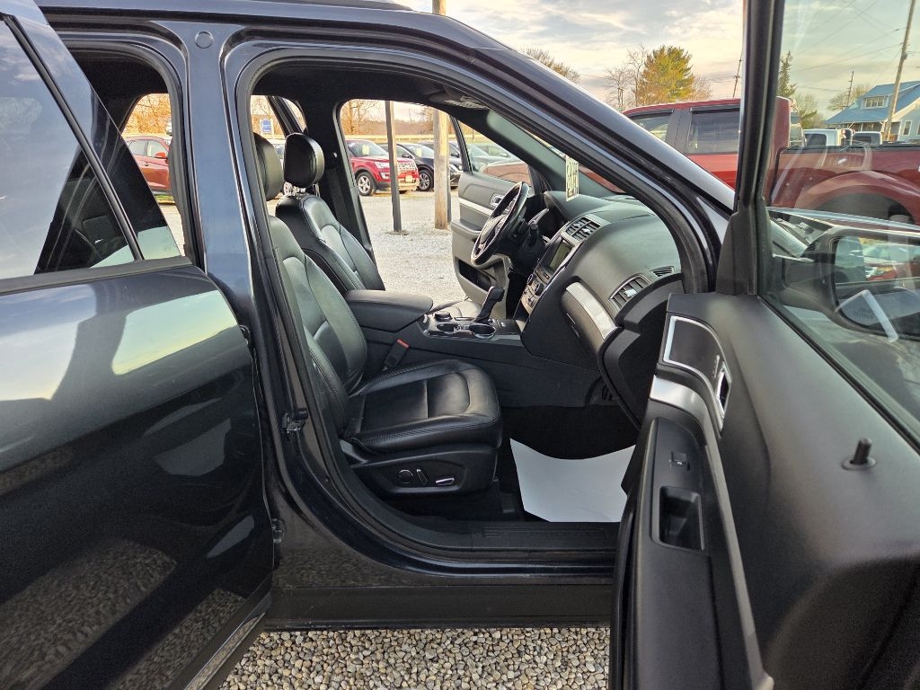 Ford Explorer XLT 4WD 2017