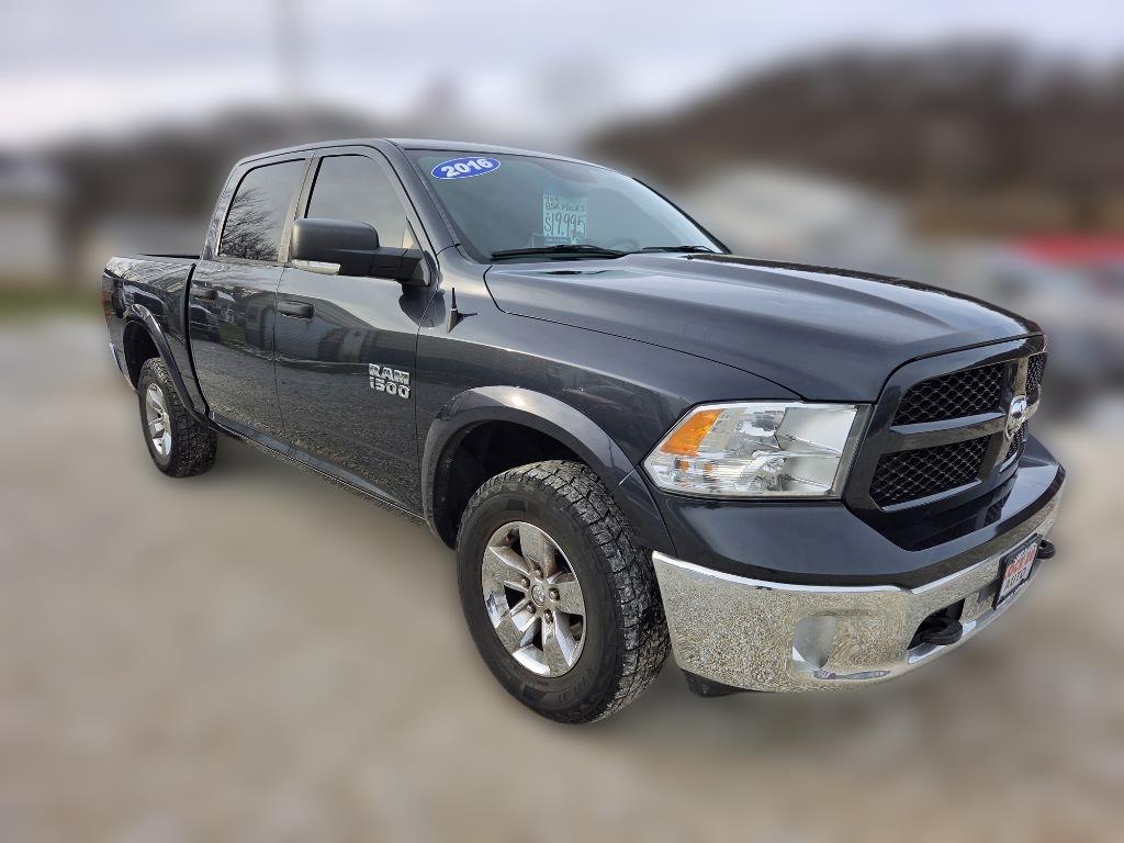 2016 RAM 1500 4WD Crew Cab 140.5" Outdoorsman