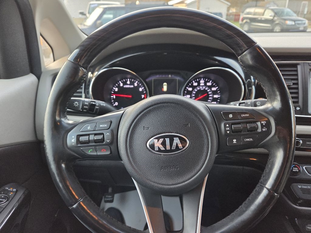 Kia Sedona SX-L FWD 2017