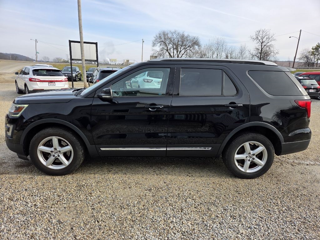 Ford Explorer 4WD 4dr XLT 2016