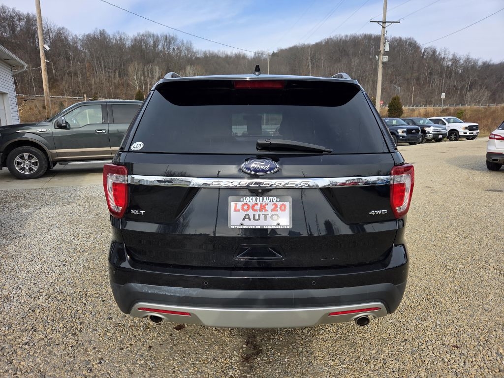 Ford Explorer 4WD 4dr XLT 2016