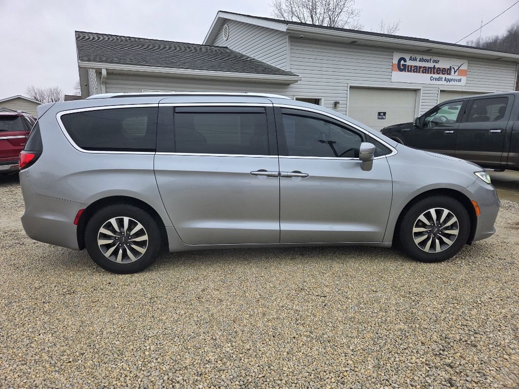 Chrysler Pacifica Touring L FWD 2021
