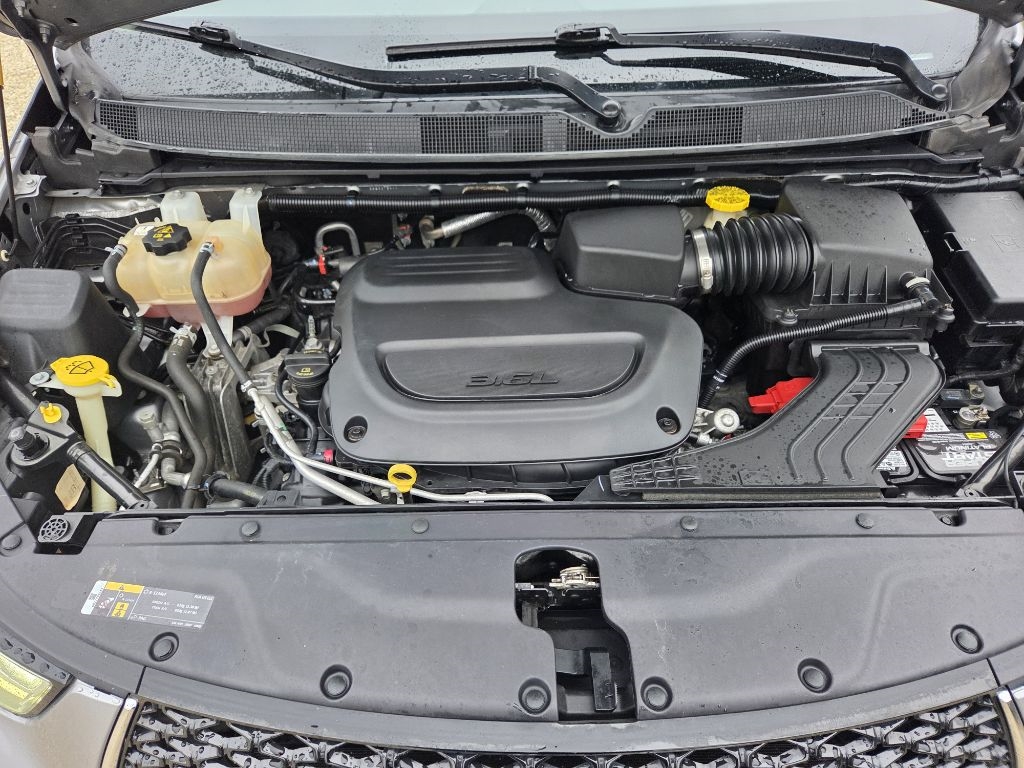 Chrysler Pacifica Touring L FWD 2021