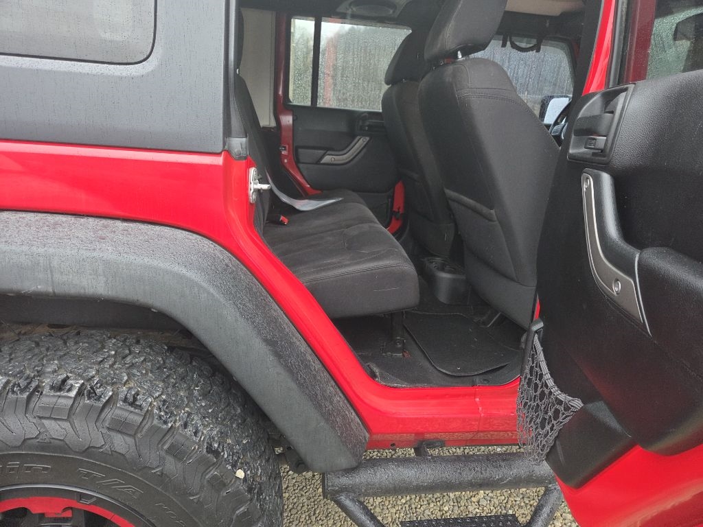 Jeep Wrangler Unlimited 4WD 4dr Sport 2014